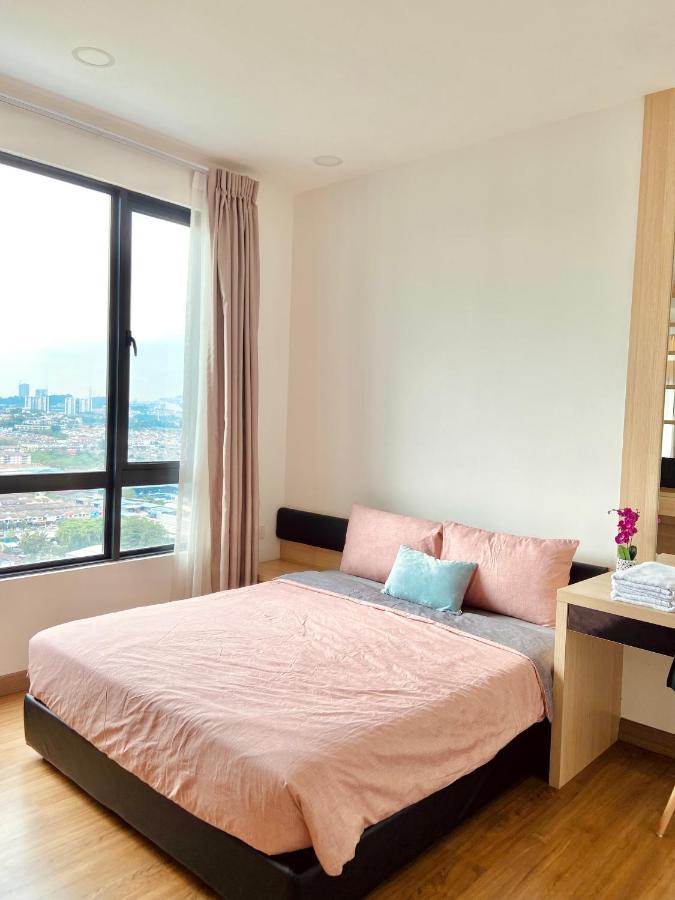 Dream Suite 2 - Landmark Residence 1, High Floor, Nice View, Wi-Fi & Tv Box Kajang Luaran gambar