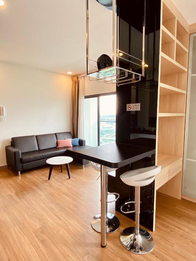 Dream Suite 2 - Landmark Residence 1, High Floor, Nice View, Wi-Fi & Tv Box Kajang Luaran gambar